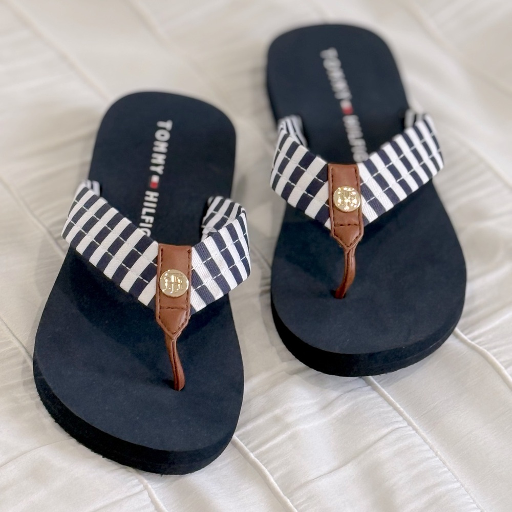 NEW! Tommy Hilfiger Navy and White Striped Sandals